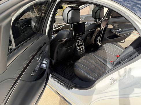 Used 2015 Mercedes-Benz S 63 AMG 4MATIC Sedan image 13