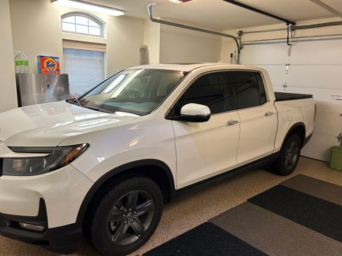 Used 2021 Honda Ridgeline RTL-E image 2