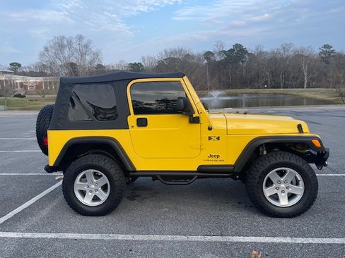 Used 2006 Jeep Wrangler X w/ Tire & Wheel Group (Ecco) image 6