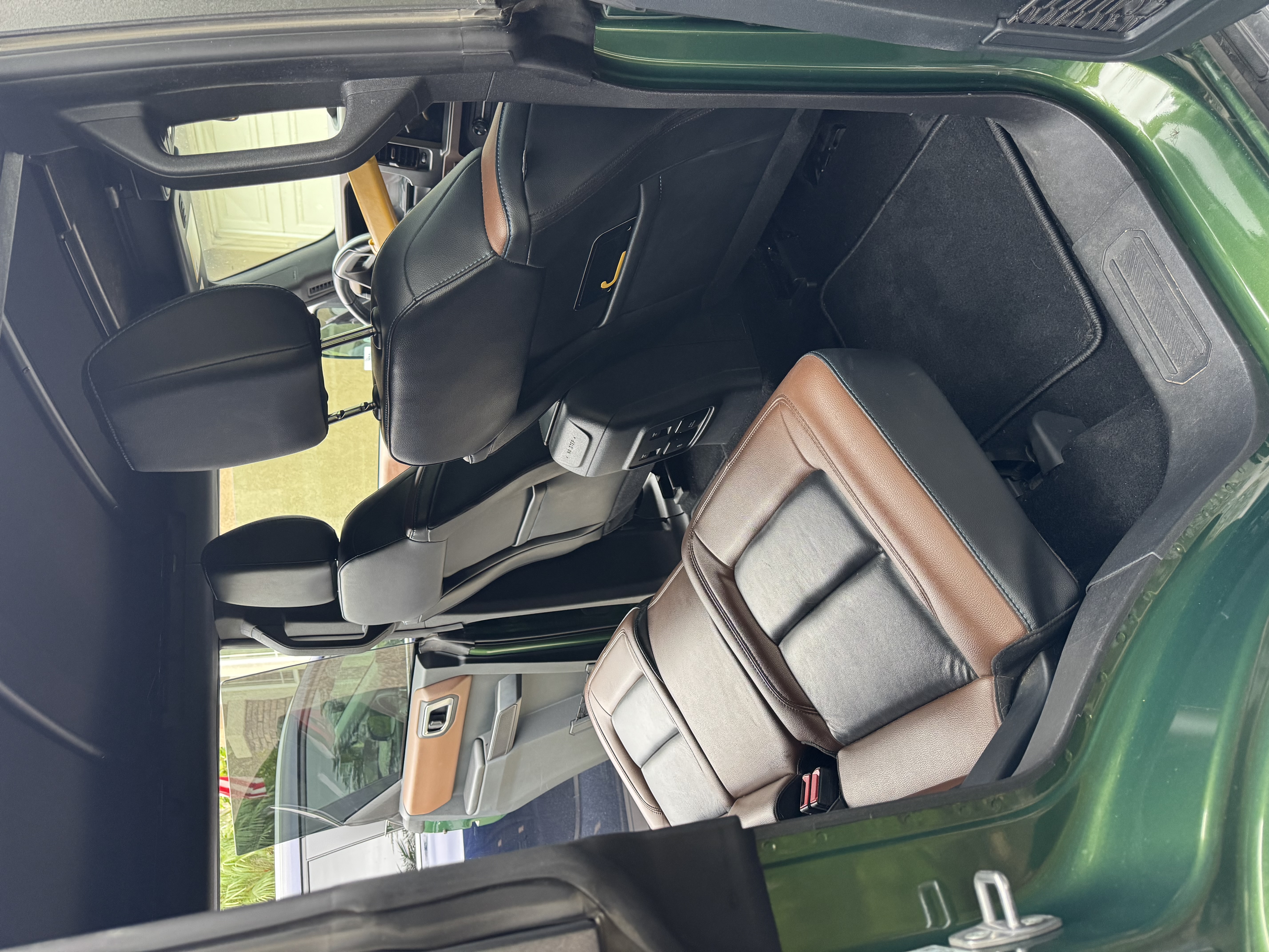 Used 2024 Ford Bronco Outer Banks AWD/4WD image 15