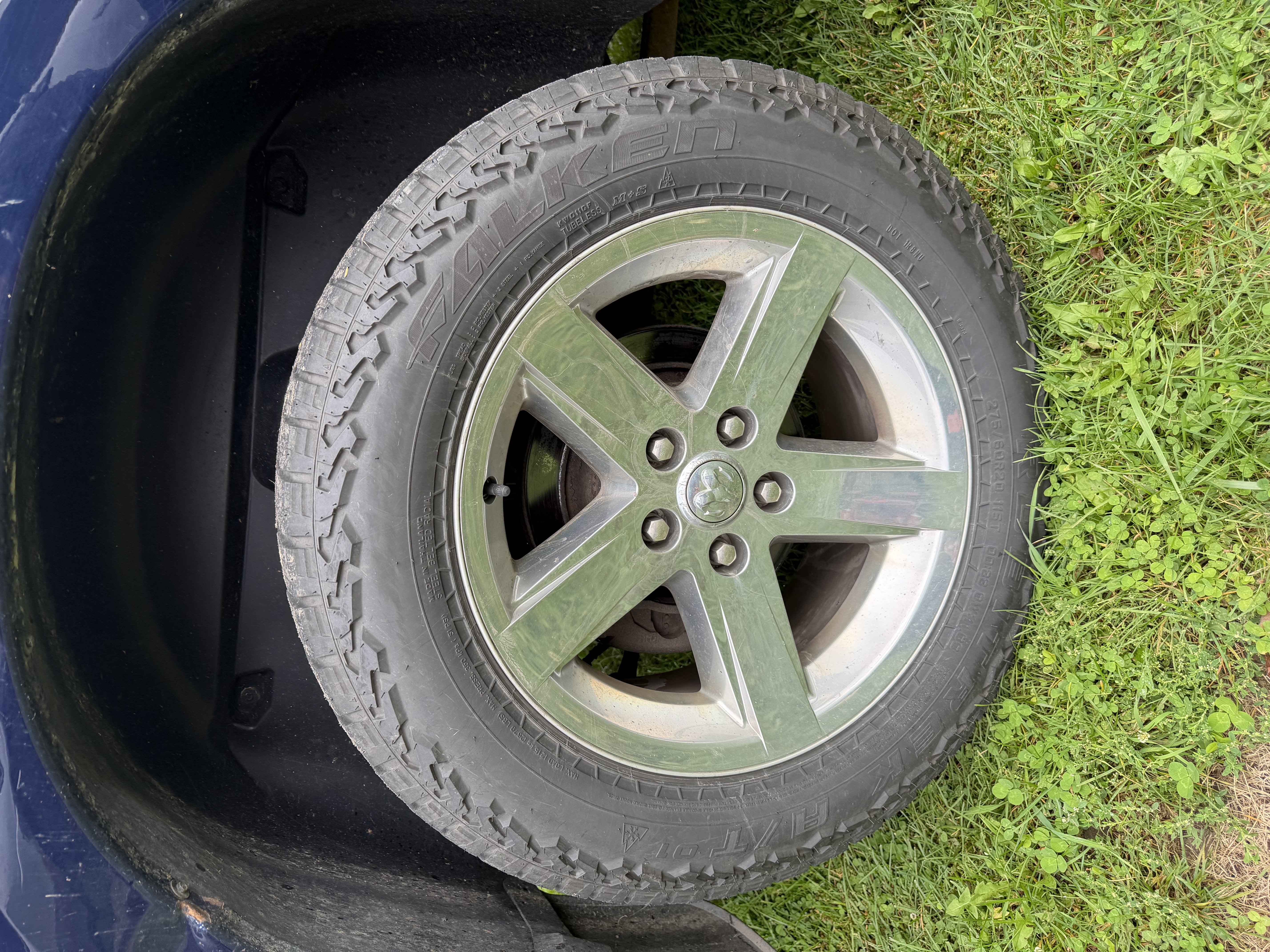 Used 2015 RAM 1500 Express AWD/4WD image 15