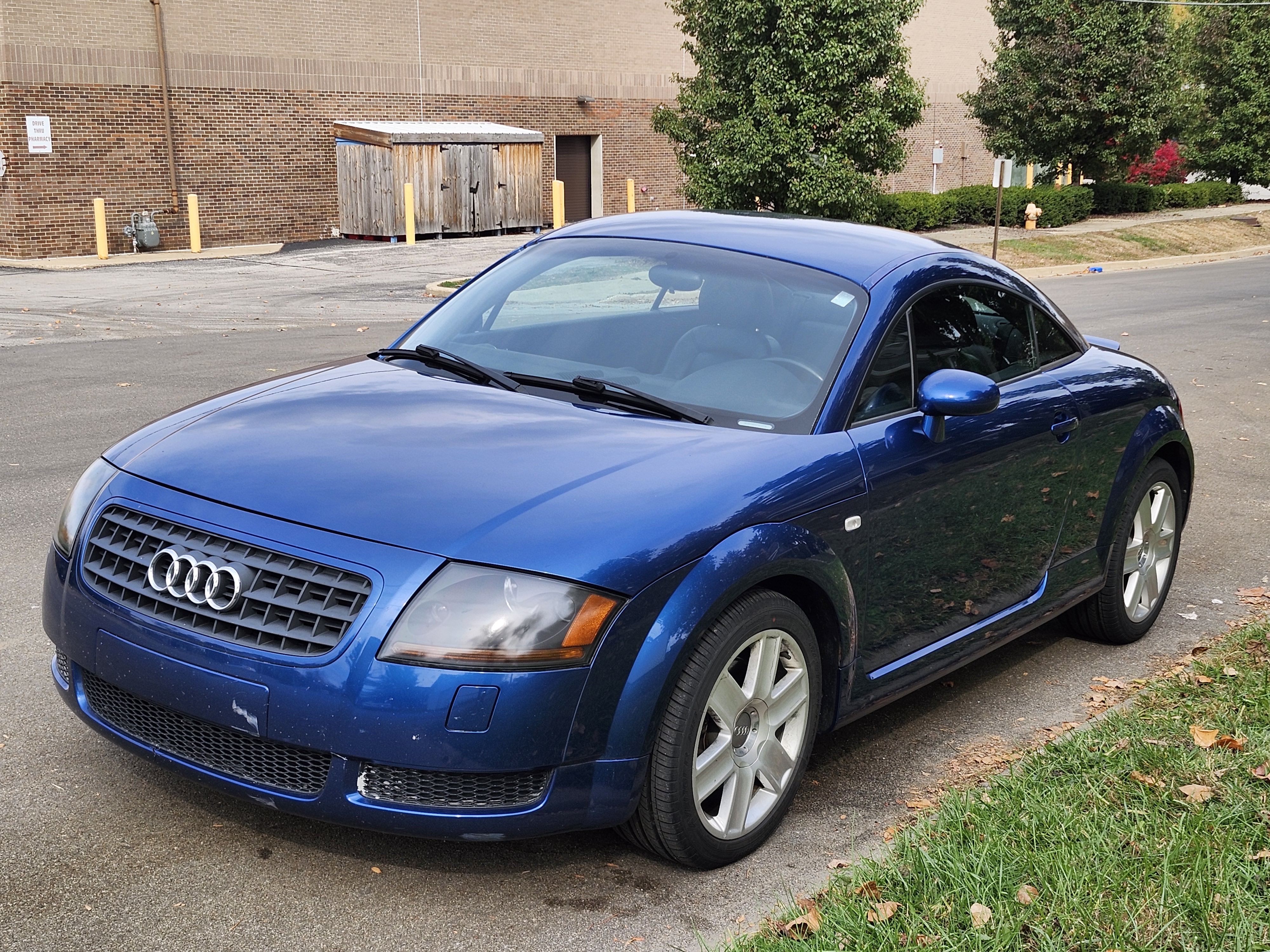 Used 2003 Audi TT 1.8T FWD image 6