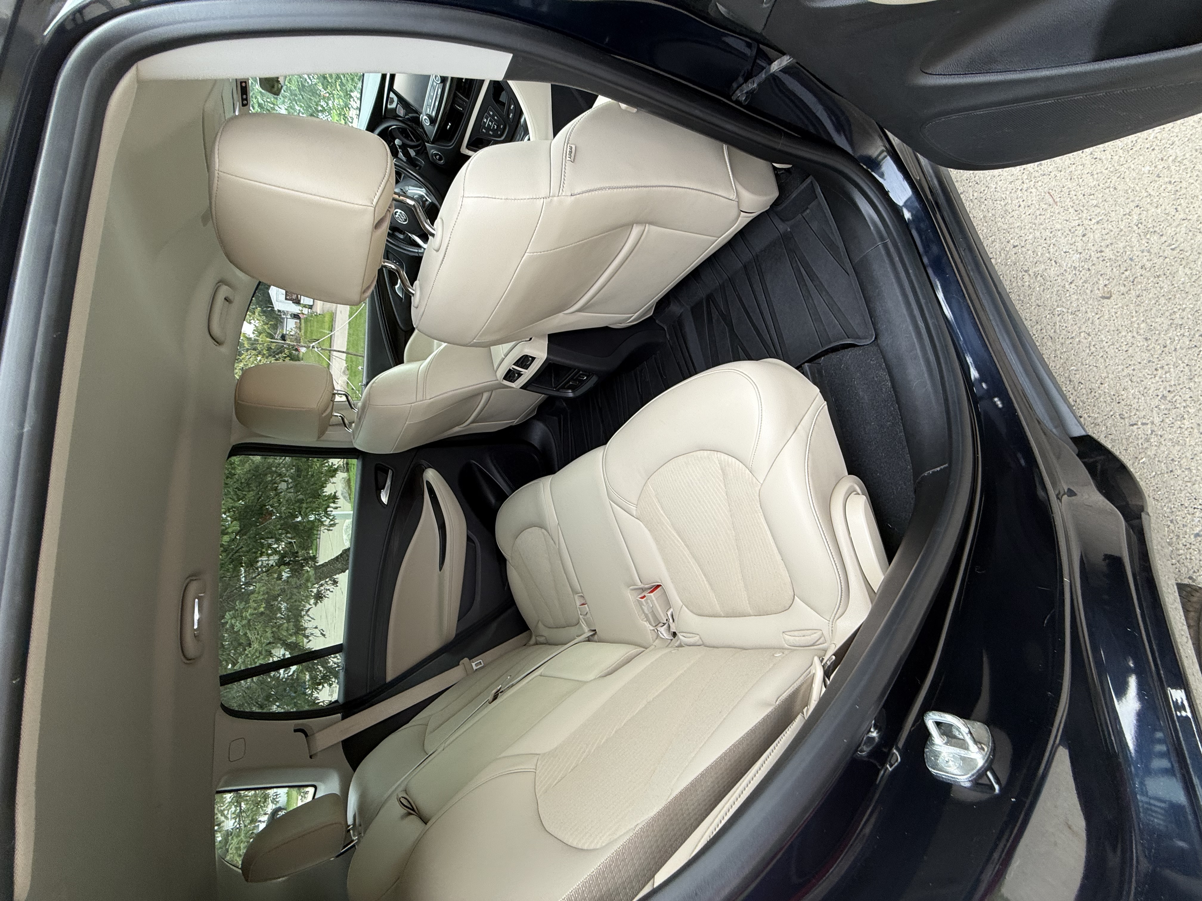 Used 2020 Buick Envision Preferred AWD/4WD image 11