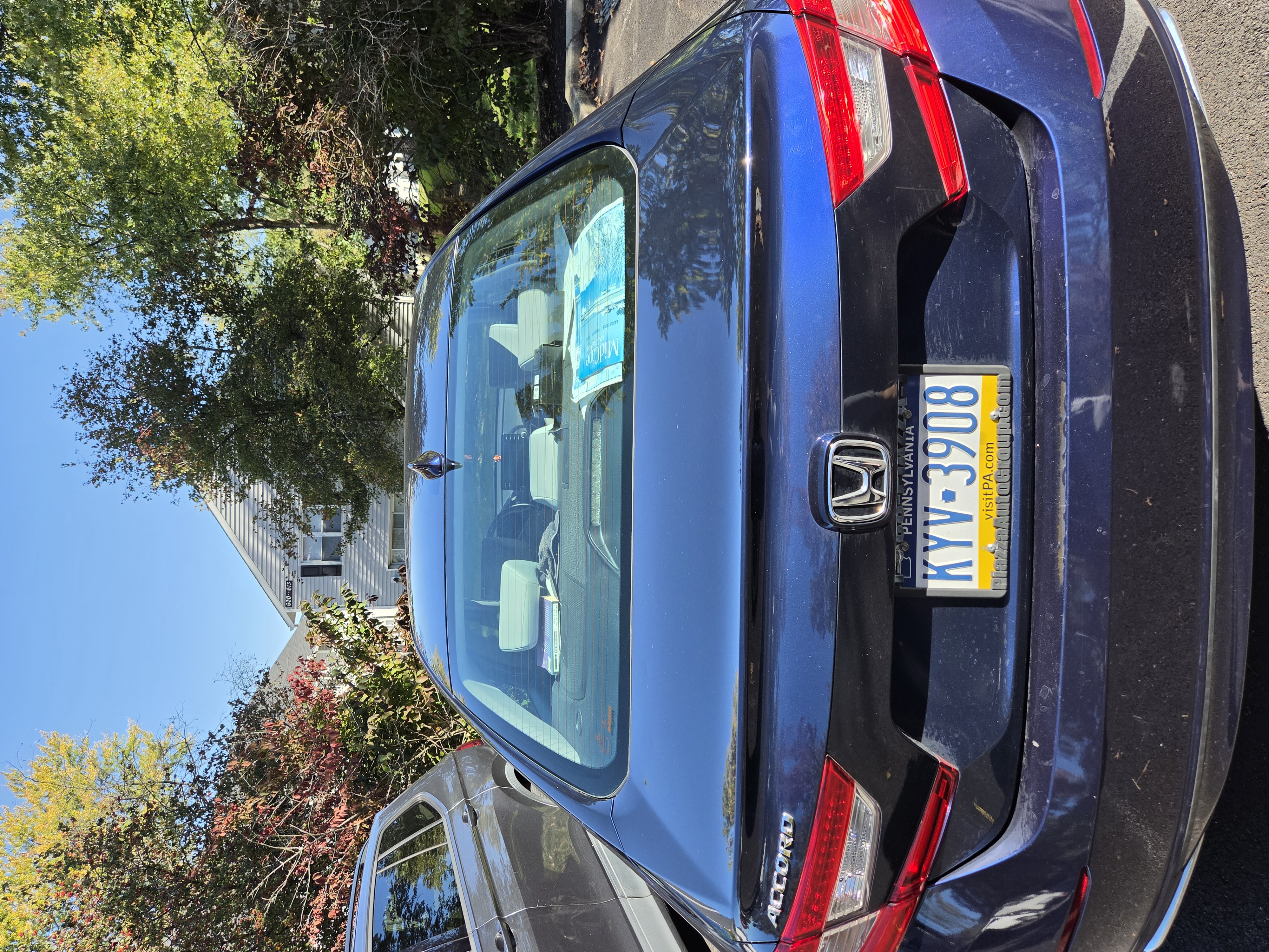 Used 2019 Honda Accord EX image 8