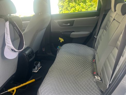 Used 2019 Honda CR-V LX image 7