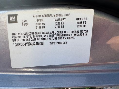 Used 2004 Cadillac De Ville Sedan w/ Equipment Group image 5