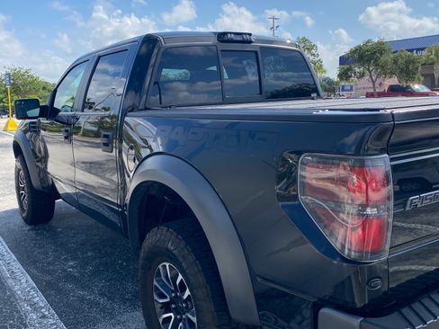 Used 2014 Ford F150 Raptor w/ Equipment Group 801A Luxury AWD/4WD image 4