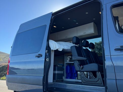Used 2020 Mercedes-Benz Sprinter 2500 image 13