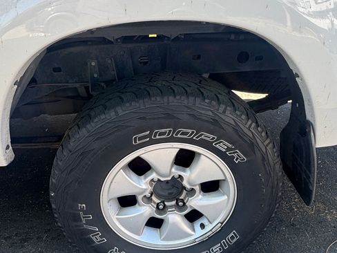 Used 2004 Toyota Tundra SR5 image 8