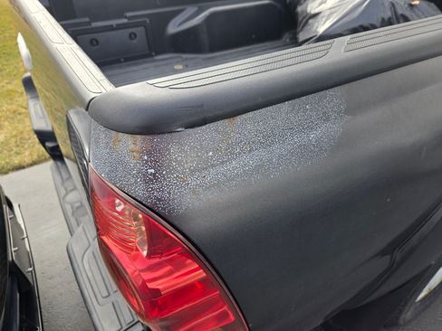 Used 2015 Toyota Tacoma 4x4 Access Cab w/ Convenience Package image 5