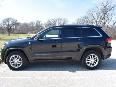 Used 2017 Jeep Grand Cherokee Laredo w/ Quick Order Package 23E