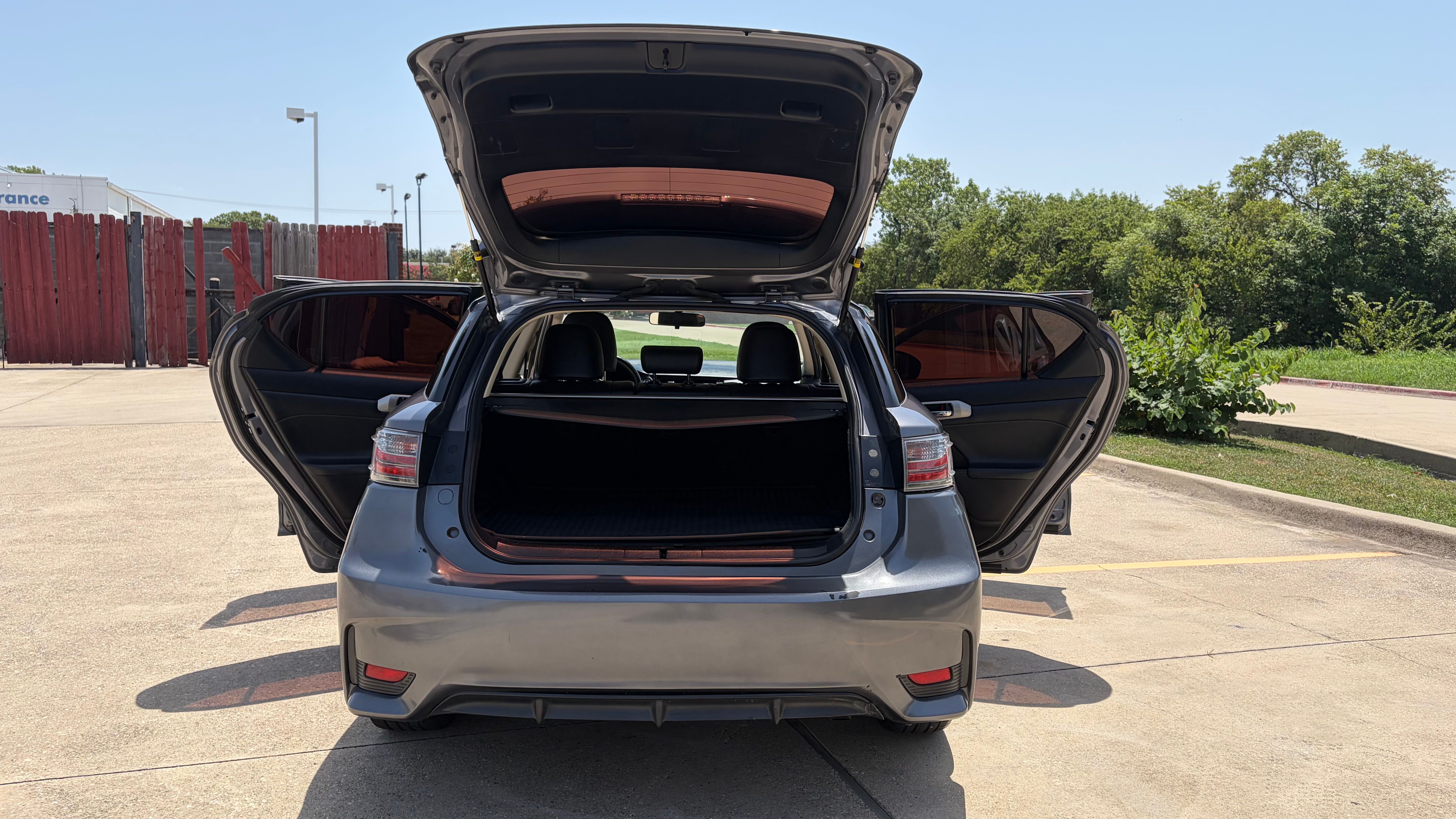 Used 2014 Lexus CT 200h w/ Seat Comfort Package FWD image 13