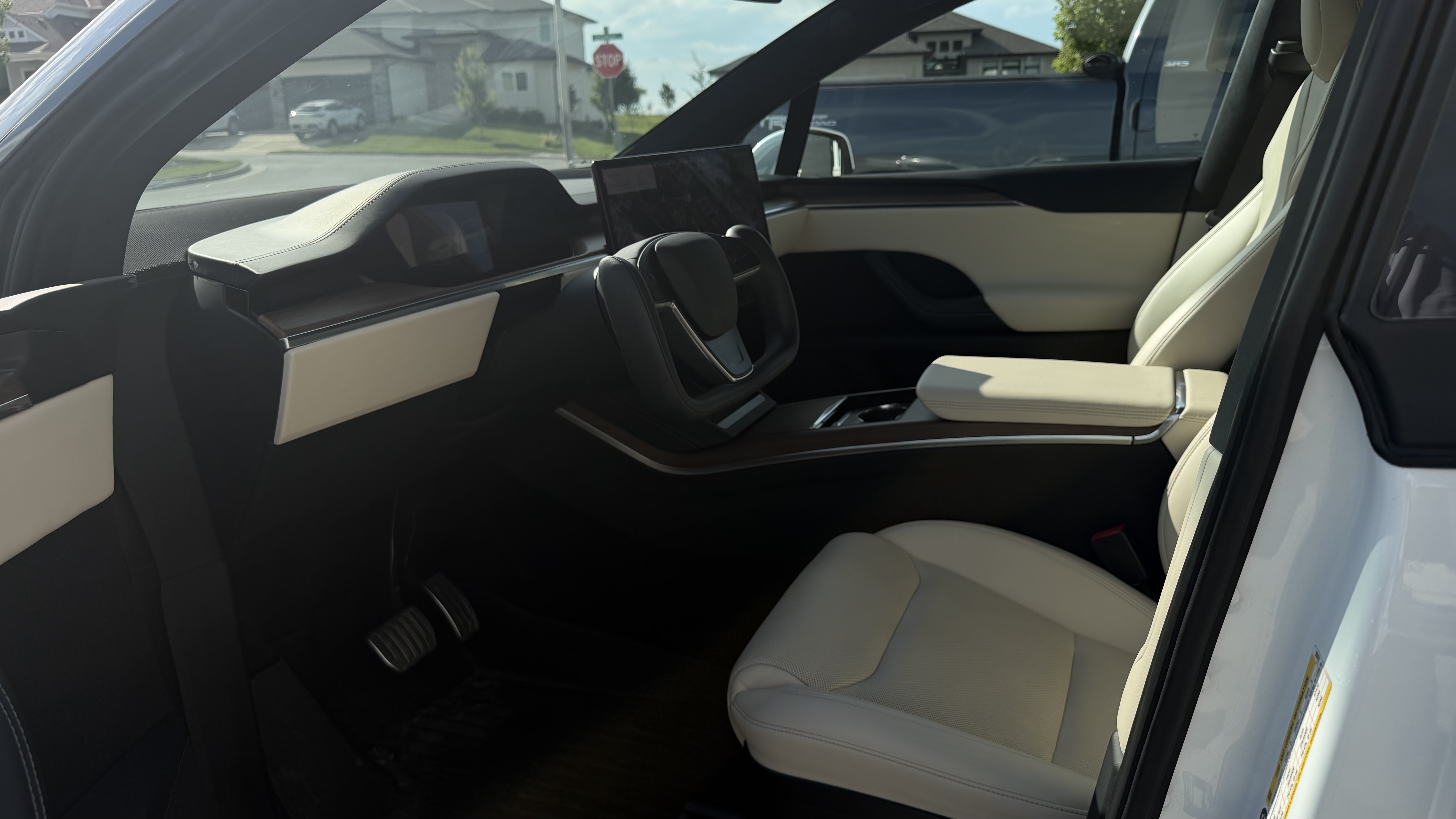 Used 2022 Tesla Model X AWD/4WD image 11