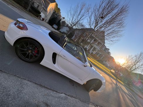 Used 2015 Porsche Boxster GTS image 1