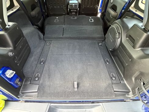 Used 2019 Jeep Wrangler Unlimited Rubicon image 15