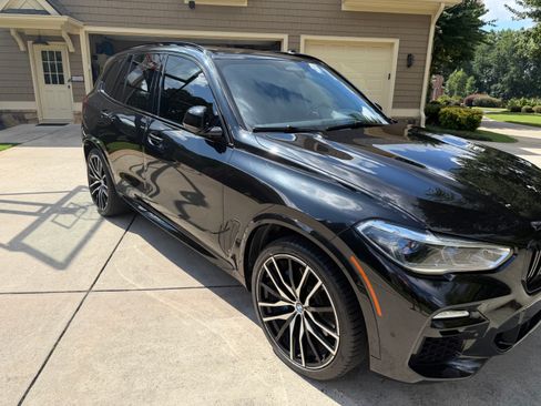Used 2019 BMW X5 xDrive50i w/ M Sport Package AWD/4WD image 5