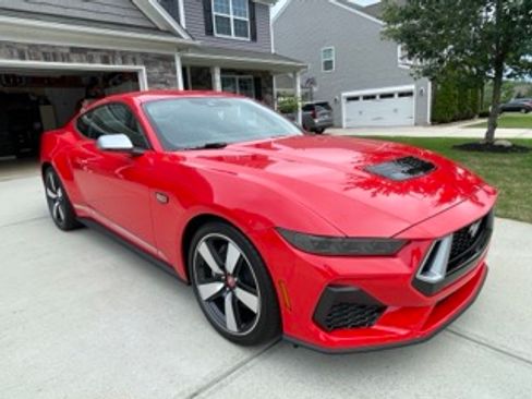 Used 2025 Ford Mustang GT Premium w/ 60th Anniversary Package RWD image 2