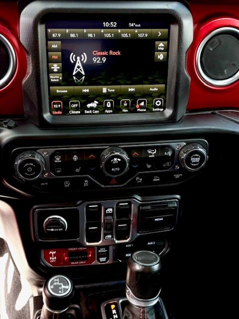 Used 2021 Jeep Wrangler Unlimited Rubicon AWD/4WD image 2