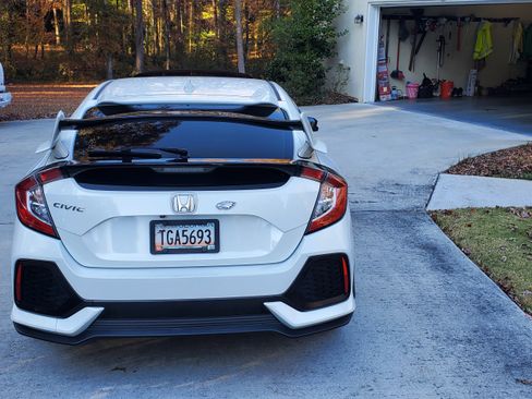 Used 2017 Honda Civic EX image 5