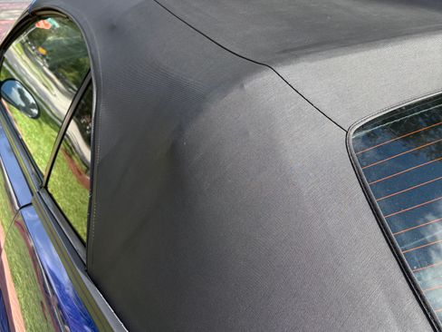 Used 2004 Ford Mustang Deluxe Convertible 2D image 6