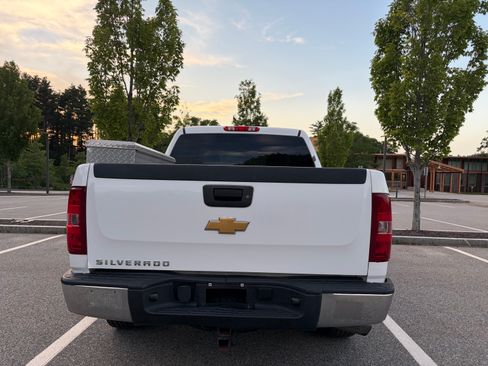 Used 2013 Chevrolet Silverado 1500 W/T AWD/4WD image 5