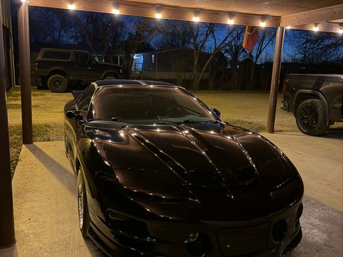 Used 2000 Pontiac Firebird Formula RWD image 4
