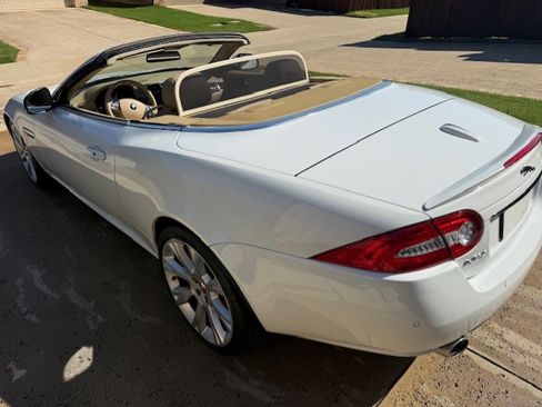 Used 2014 Jaguar XK Convertible RWD image 16