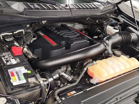 Used 2019 Ford F150 Raptor w/ Equipment Group 802A Luxury image 6