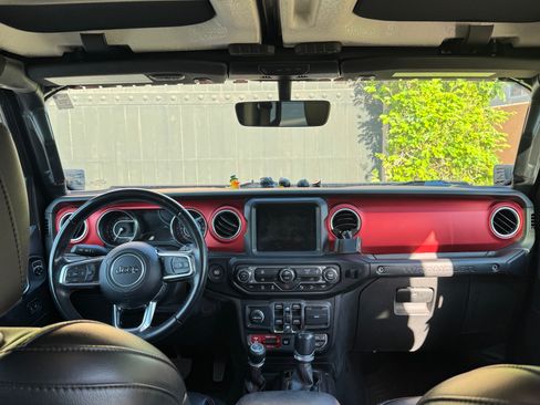 Used 2020 Jeep Wrangler Unlimited Rubicon AWD/4WD image 11