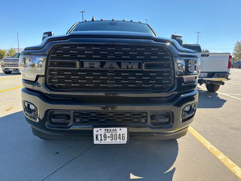 Used 2024 RAM 3500 Big Horn w/ Night Edition AWD/4WD image 2