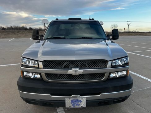 Used 2003 Chevrolet Silverado 3500 LT image 6