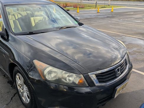 Used 2010 Honda Accord LX-P image 9