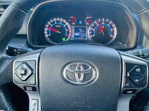 Used 2014 Toyota 4Runner SR5 image 30