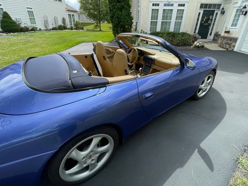 Used 1999 Porsche 911 Carrera image 17