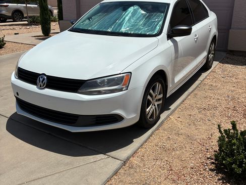 Used 2014 Volkswagen Jetta S FWD image 1
