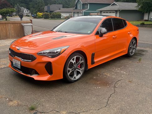 Used 2019 Kia Stinger GTS AWD/4WD image 2