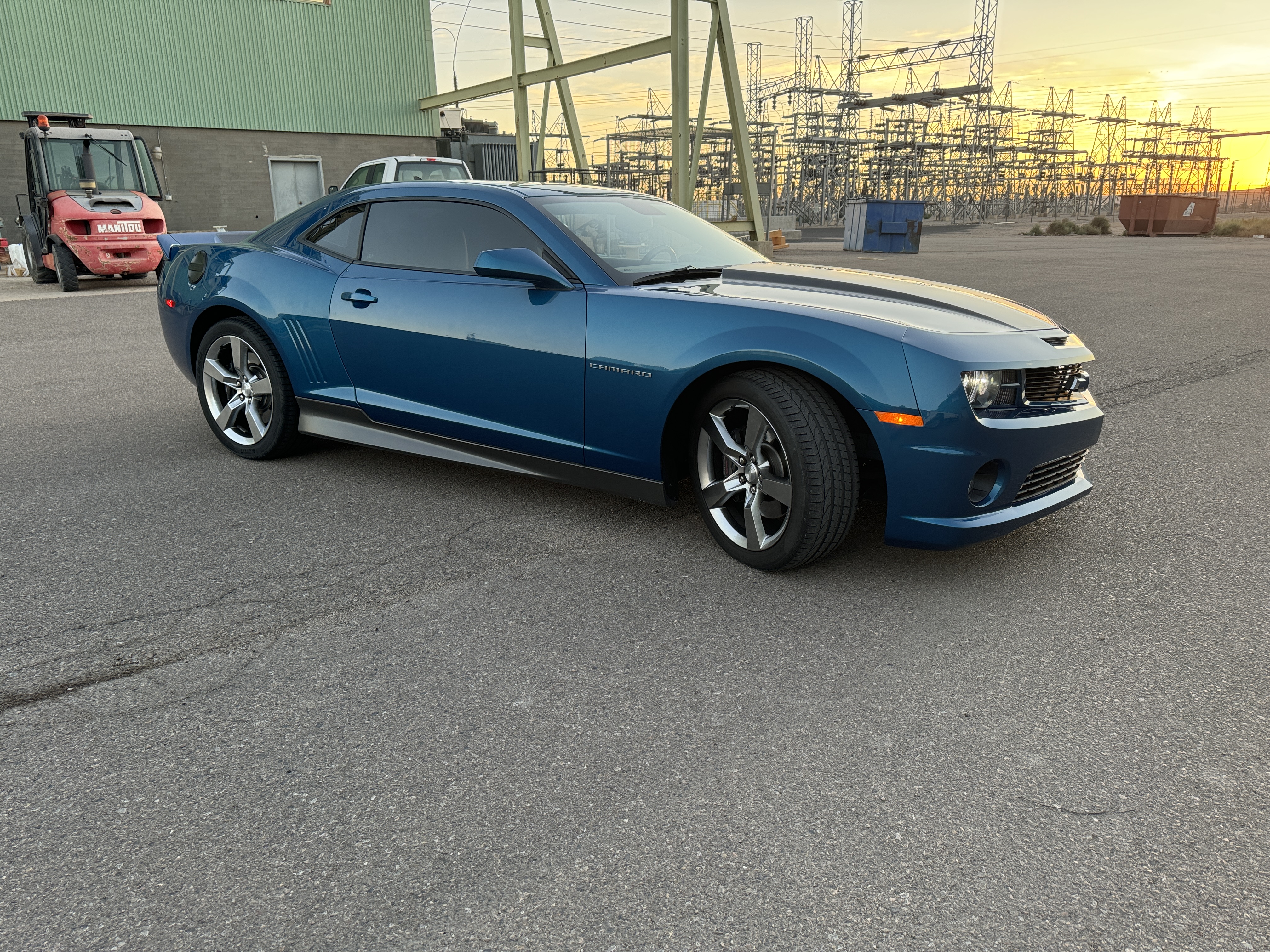 Used 2010 Chevrolet Camaro SS w/ RS Package RWD image 2