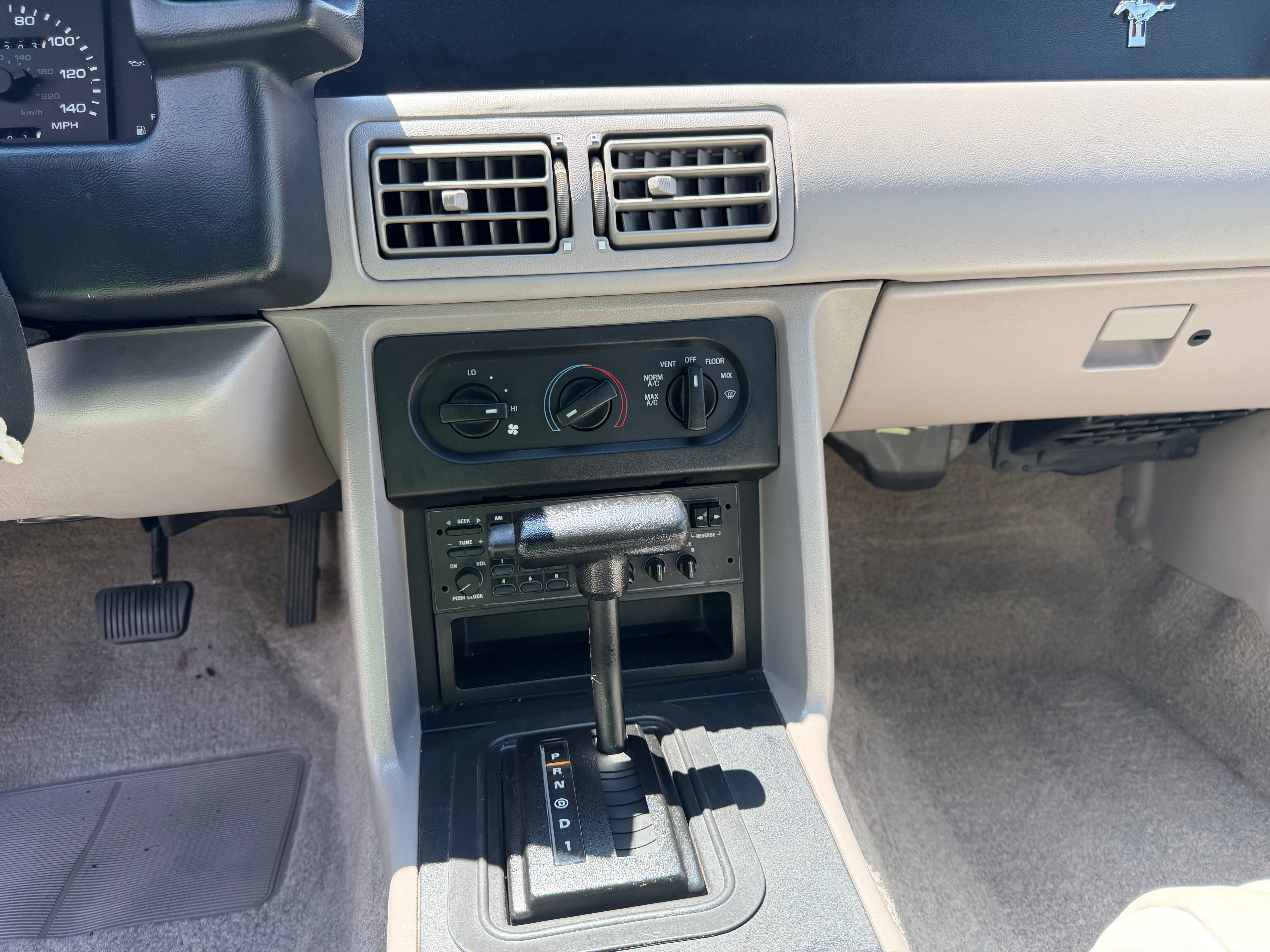Used 1992 Ford Mustang GT RWD image 12