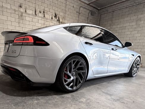 Used 2026 Tesla Model S Plaid AWD/4WD image 1