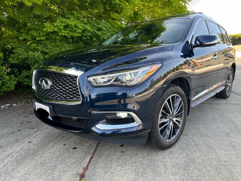 Used 2020 INFINITI QX60 Signature Edition AWD/4WD image 2