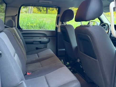 Used 2013 Chevrolet Silverado 1500 LT AWD/4WD image 7