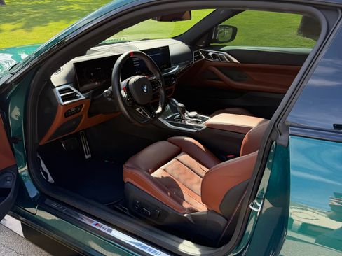 Used 2025 BMW M4 xDrive Competition w/ M Driver's Package AWD/4WD image 8