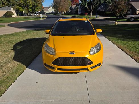 Used 2013 Ford Focus ST image 2