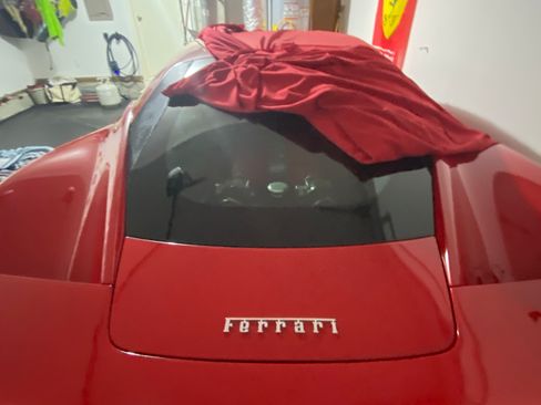Used 2010 Ferrari 458 Italia Coupe RWD image 6