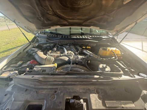 Used 2019 Ford F250 Lariat w/ Chrome Package image 21