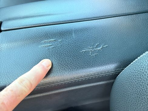 Used 2014 Mercedes-Benz E 350 E 350 4MATIC Sedan 4D image 17