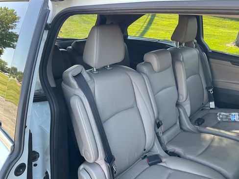 Used 2020 Honda Odyssey Elite image 11