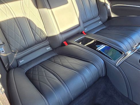 Used 2017 Mercedes-Benz S 63 AMG 4MATIC Coupe image 21