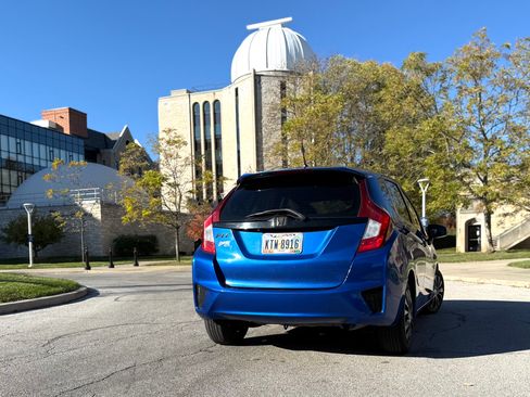 Used 2015 Honda Fit LX image 5