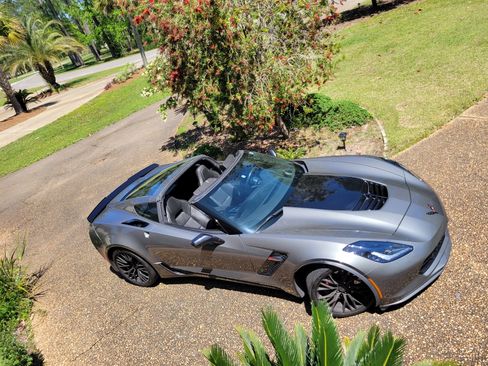 Used 2016 Chevrolet Corvette Z06 RWD image 1